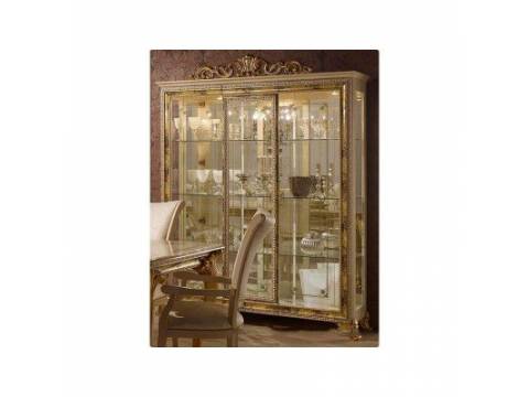 Витрина 3-х дверная Катя